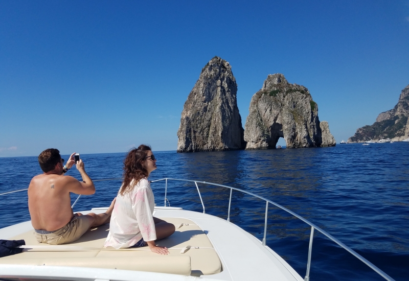 Private boat tour to Capri